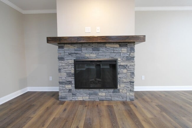 Building Photo - 4052 Randi Rd