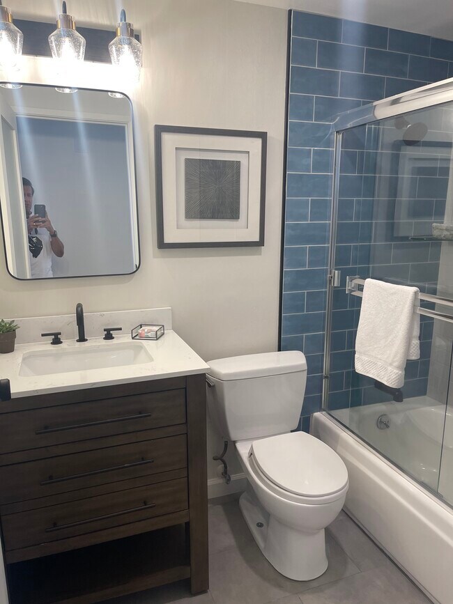 Remodeled 2nd bathroom - 1555 Lakeside Dr