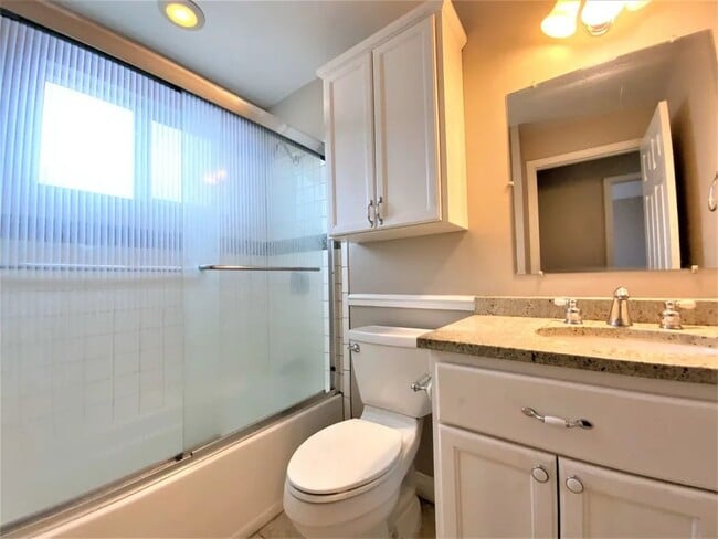 Building Photo - 4962 S Richfield Cir