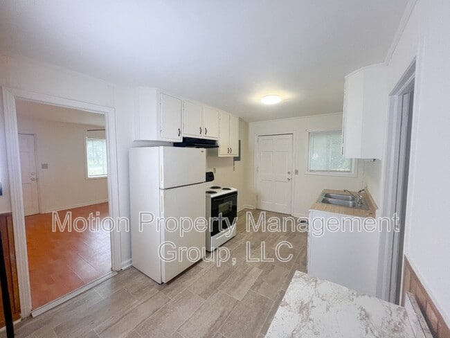 Building Photo - 3079 Marie Cir