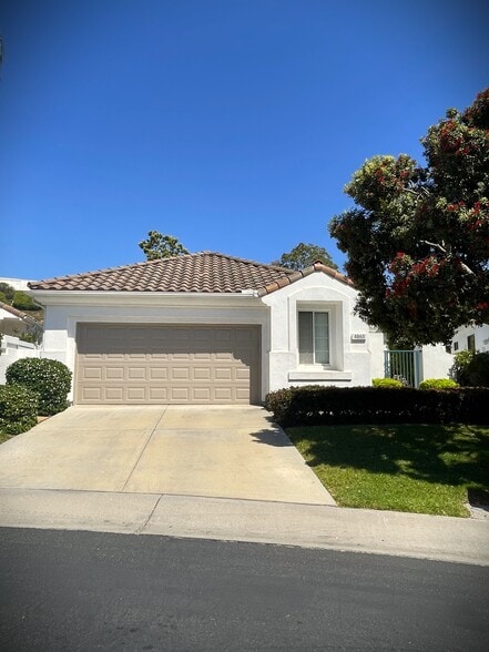 Building Photo - 4868 Thebes Way