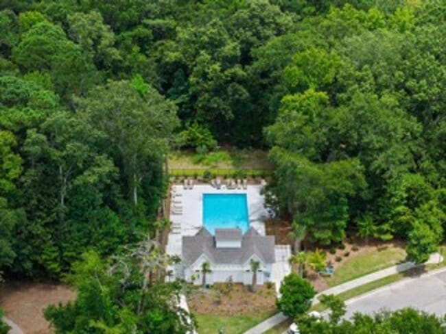 Building Photo - 4 Bedroom 3.5 Bath House in Twin Lakes - J...