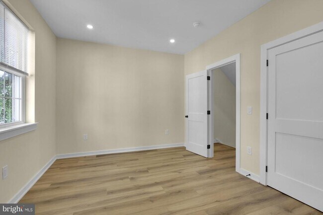 Building Photo - 2670 Braddock St