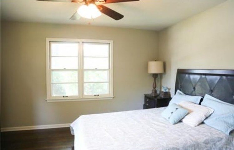 Building Photo - 4200 W 55th St