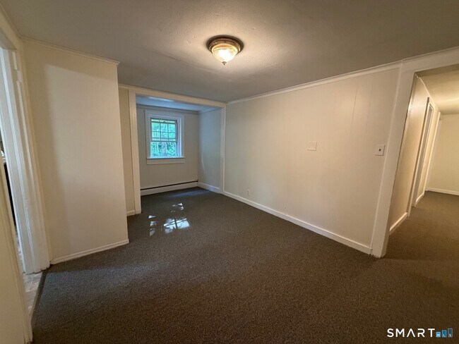 Building Photo - 1774 Middletown Ave