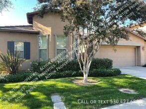 Building Photo - Luxury 3 Bedroom | Serrano Guard Gated Com...