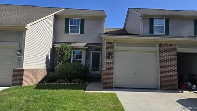 Building Photo - 41786 Primrose Dr