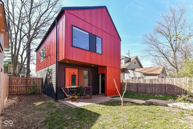 Building Photo - 1651 Bellefontaine St