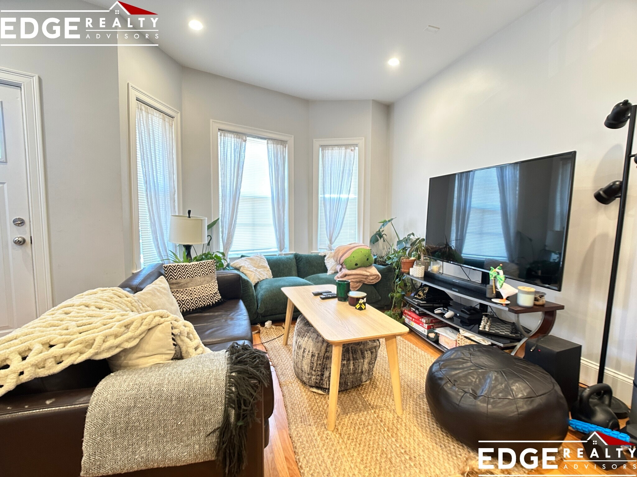 Building Photo - 6 Islington St