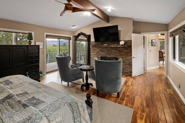 Building Photo - FURNISHED 6-12 MONTH LEASE - WEST SEDONA - GATED COMMUNITY