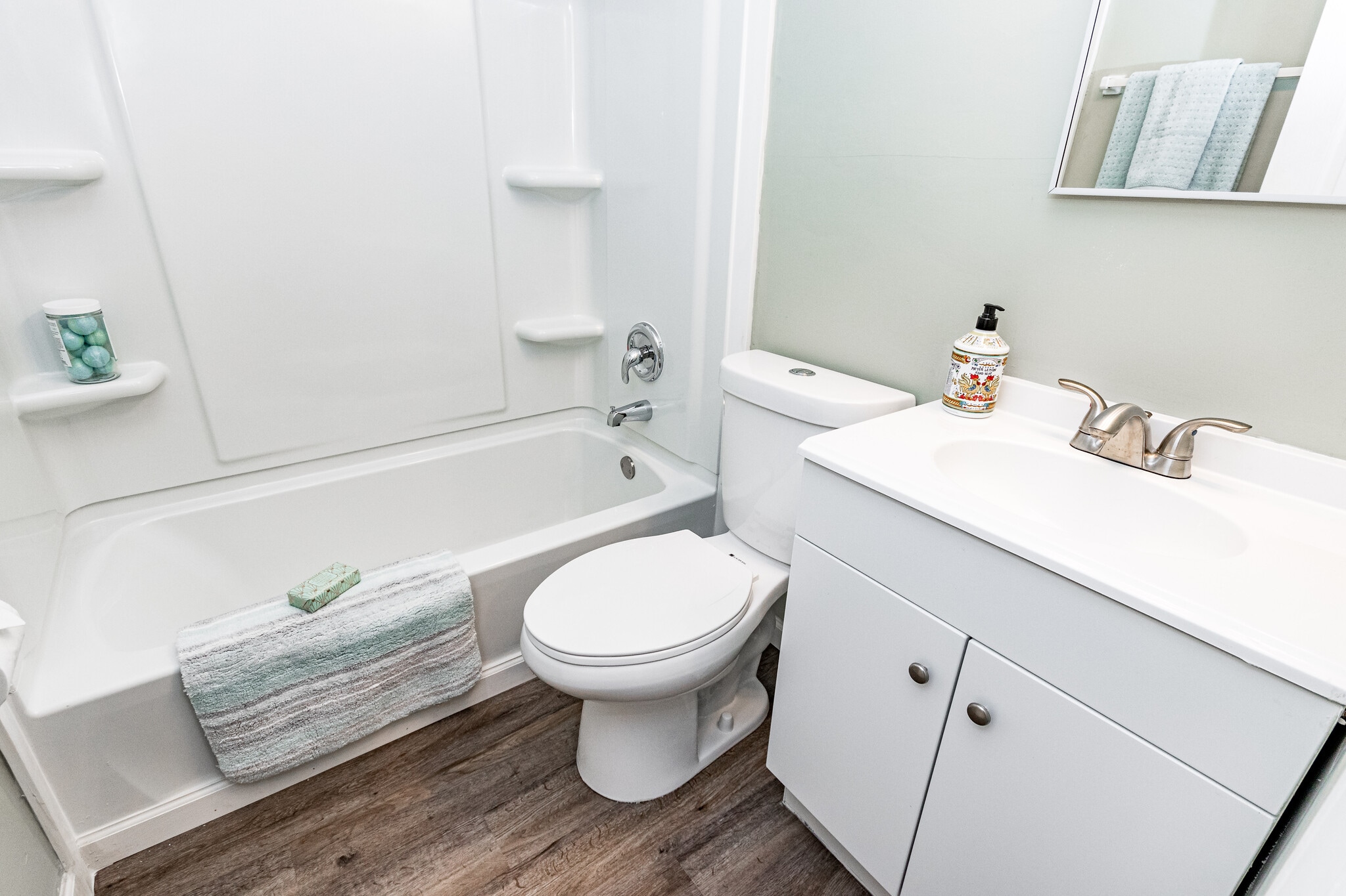 Building Photo - 4704 Blue Bird Court