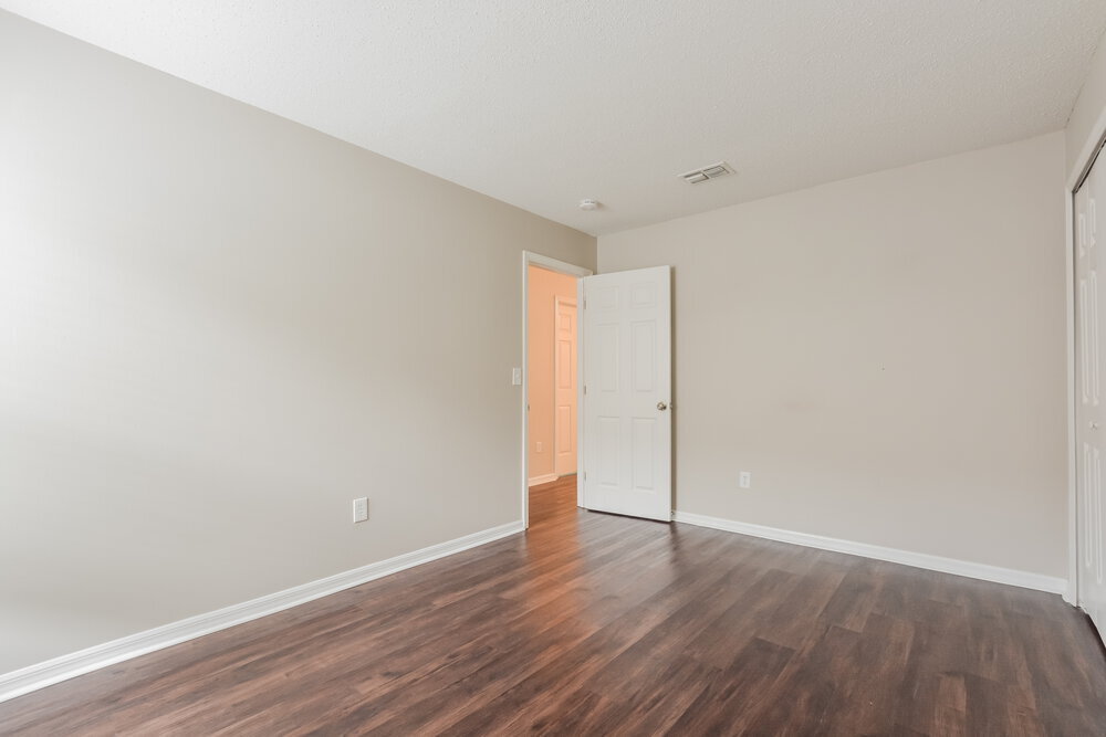 Building Photo - 287 Brightview Dr
