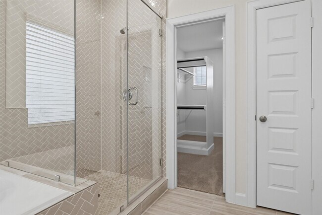 Building Photo - 11404 Irish River Dr