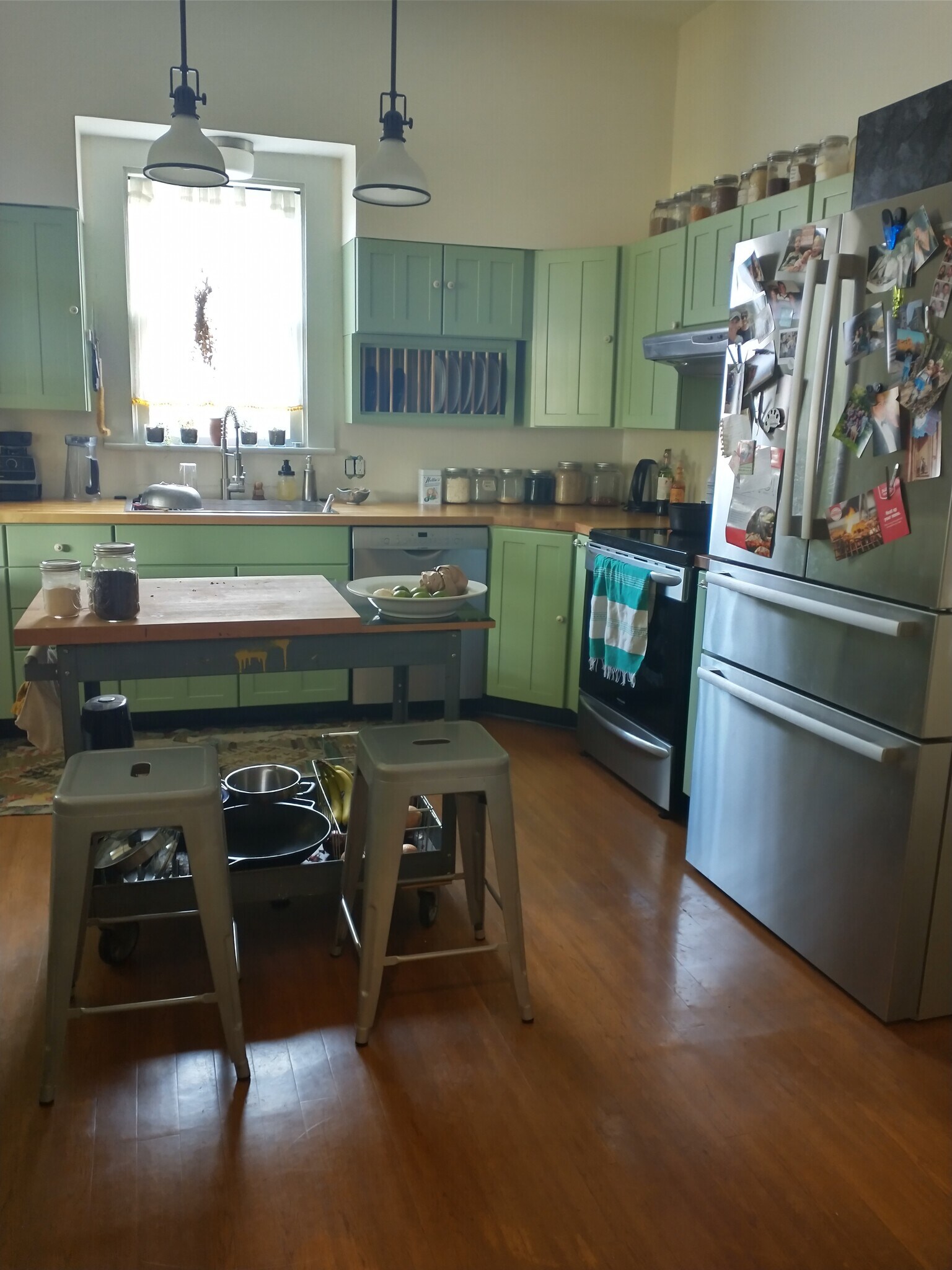 Kitchen - 1131 Lexington Ave