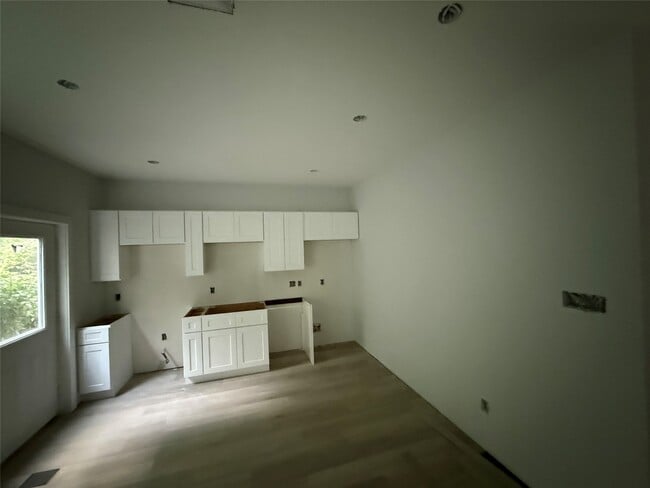 Building Photo - 3533 Alderfer St