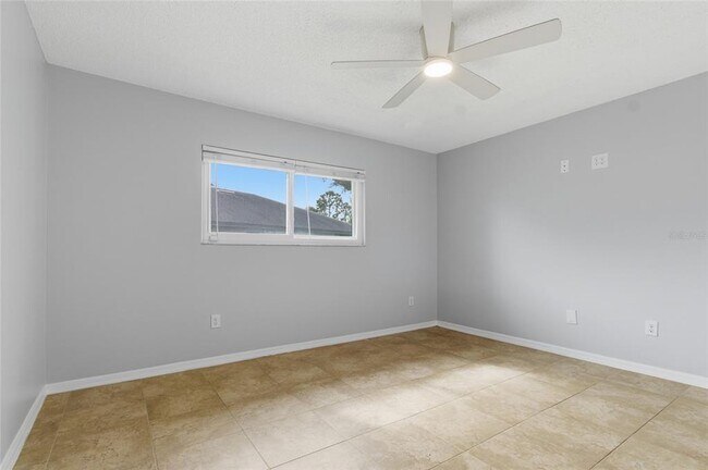 Building Photo - 2701 Countryside Blvd
