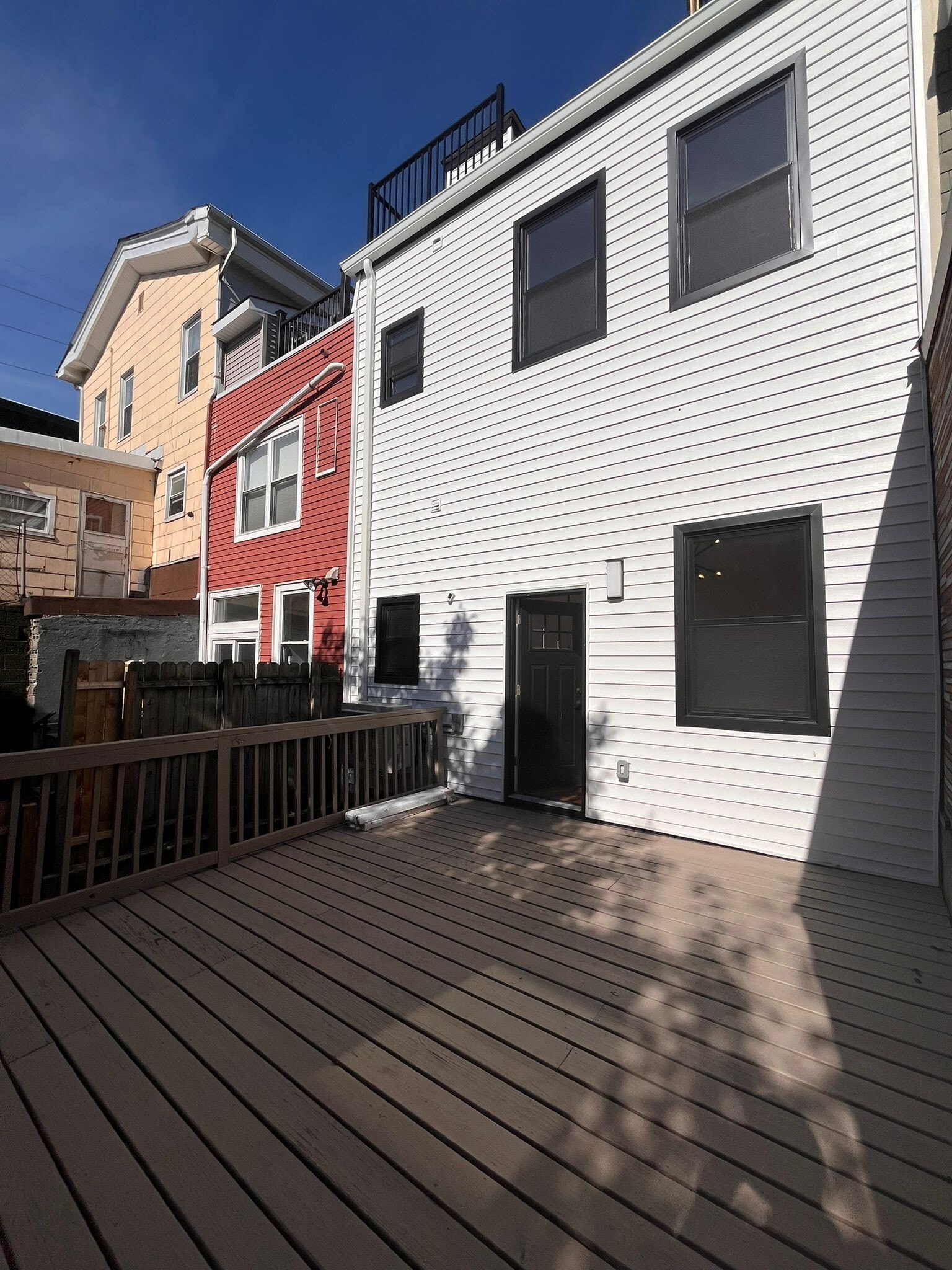 Building Photo - 604 Palisade Ave