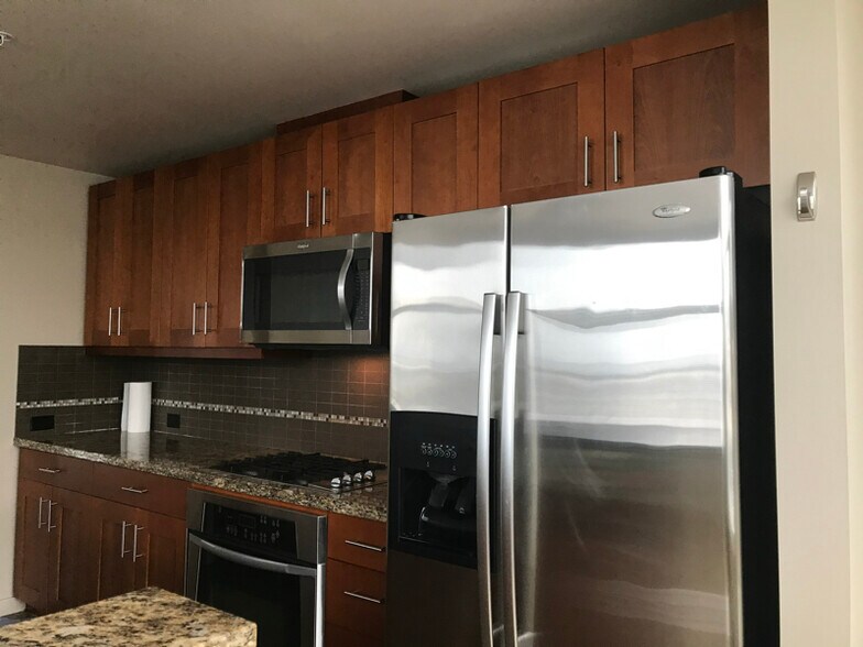 Building Photo - 1515 Dock St