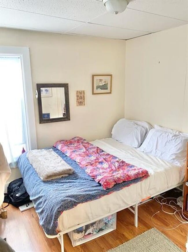 Building Photo - 54 Intervale Ave