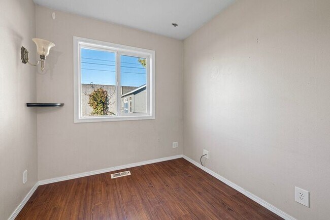 Building Photo - 2577 Elysium Ave
