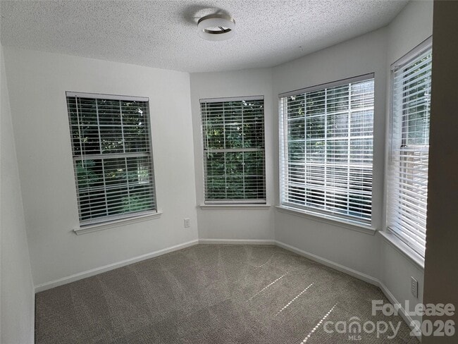Building Photo - 6523 Clavell Ln