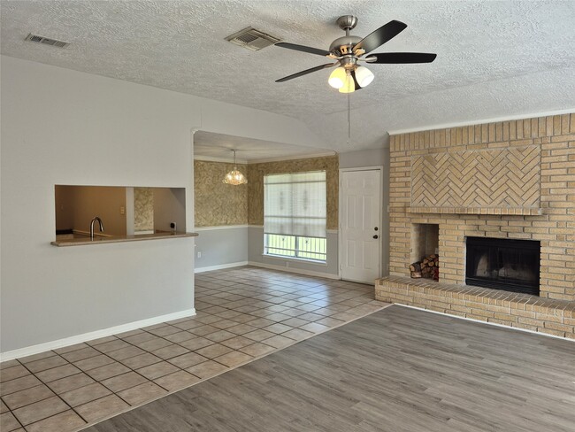 Building Photo - 13211 Whitchurch Way