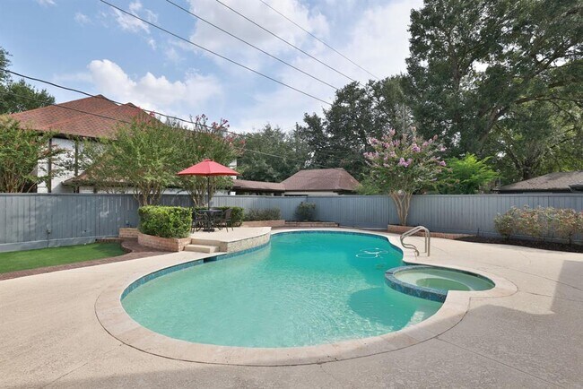Building Photo - 9203 Godstone Ln