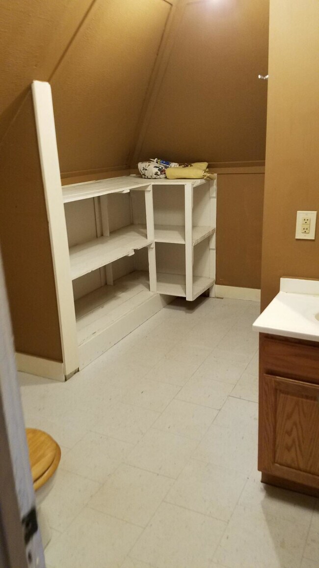 Building Photo - 101 Market Street