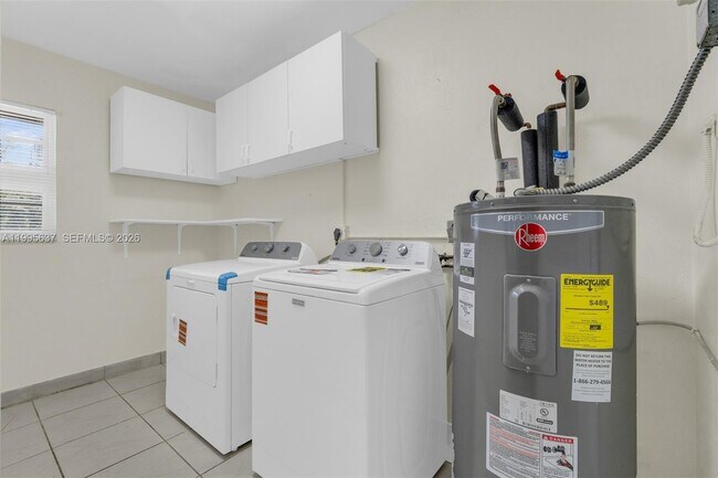 Building Photo - 3504 NW 85th Ave