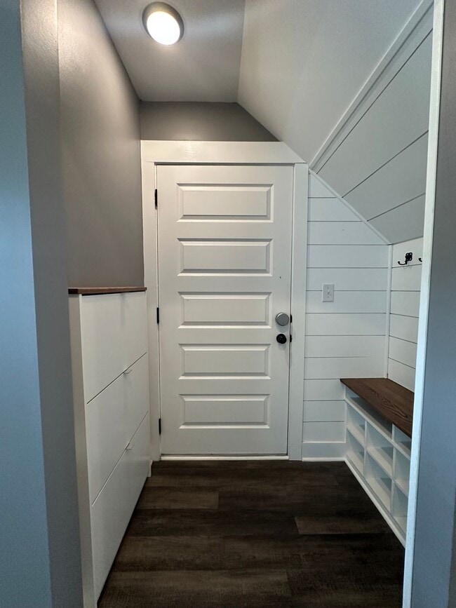 Building Photo - 238 E Ivybridge Dr