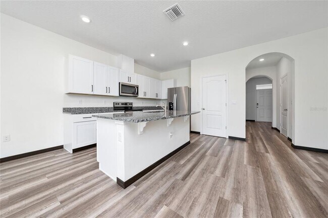 Building Photo - 1426 Isleta Lp