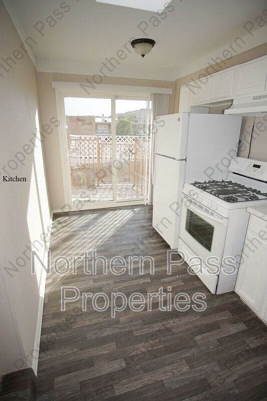 Building Photo - 402 Mississippi Ave