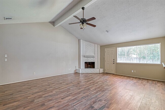 Building Photo - 923 Mayweather Ln