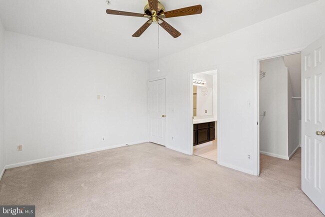 Building Photo - 46628 Drysdale Terrace