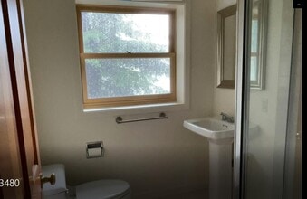 Building Photo - 218 Swett Rd