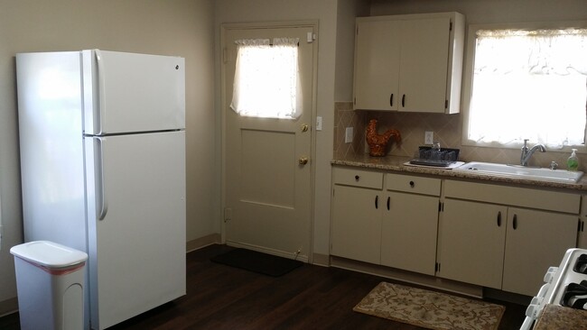 Building Photo - 3-Bedroom Bungalow in Newberg near GFU and...