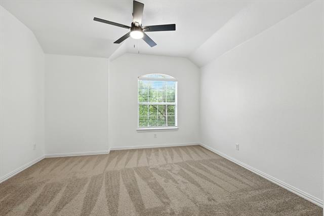 Building Photo - 712 Cresthaven Rd