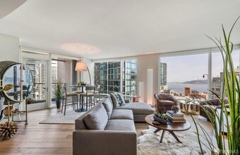 Building Photo - 401 Harrison St