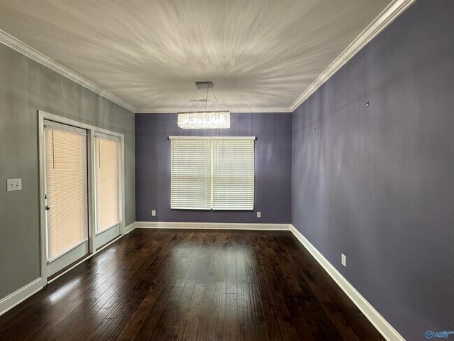 Building Photo - 418 Fern Terrace NW