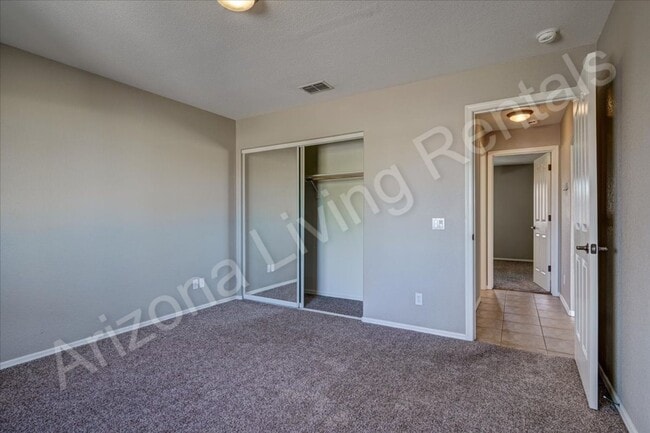 Building Photo - NORTHSIDE 3 CAR GARAGE