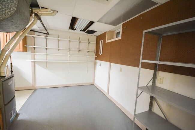 Building Photo - Rare opportunity in the St. Mary's neighborhood!