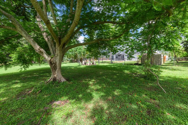 Building Photo - 3315 SE W Snow Rd