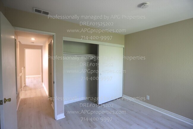 Building Photo - 2000 W Palmyra Ave