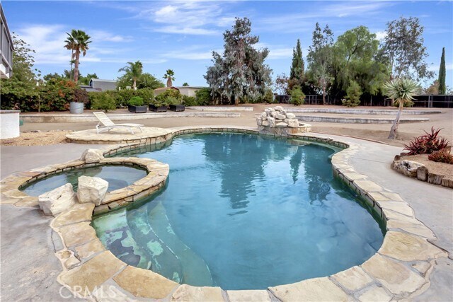 Building Photo - 22041 Windtree Ave