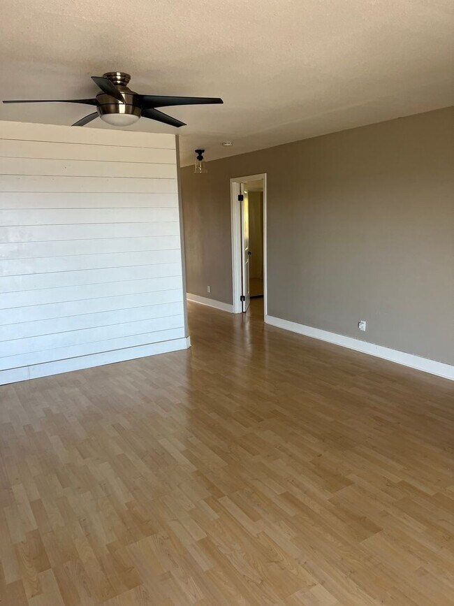 Building Photo - Breathtaking Oceanview Retreat: Exquisite ...