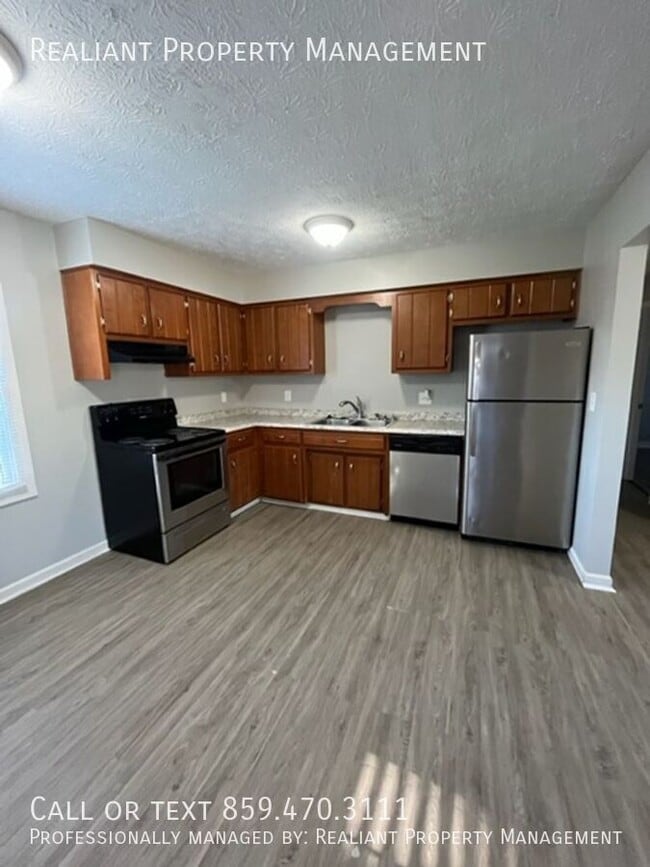 Building Photo - 617 Tocher Dr