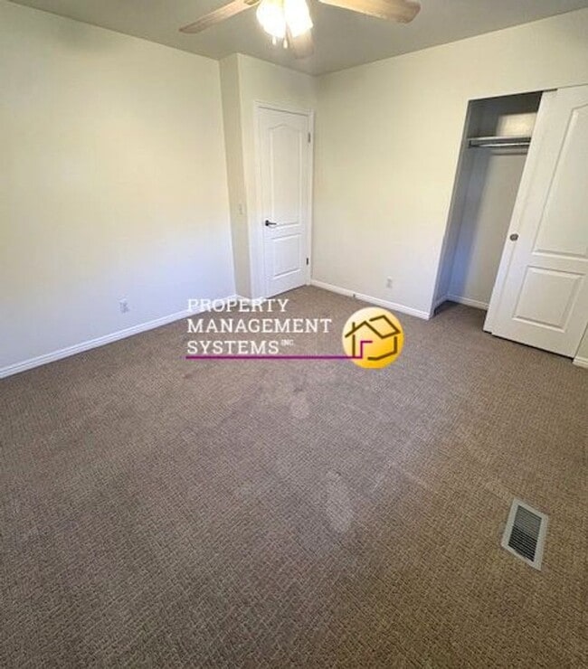 Building Photo - 5 Bedroom Home in Draper!