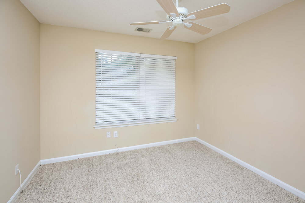 Building Photo - 3985 Vail Cir