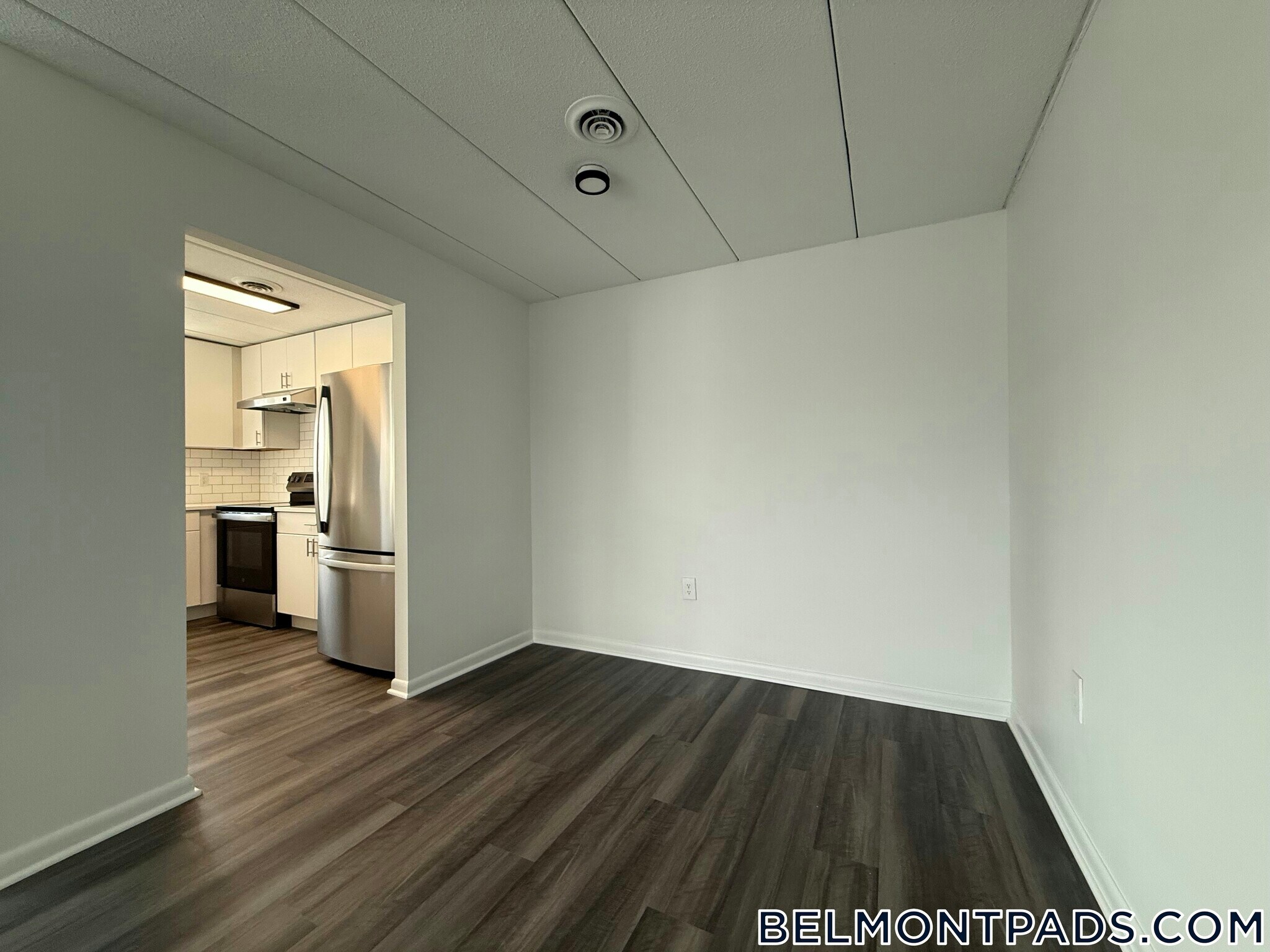 Building Photo - 55 Hill Rd