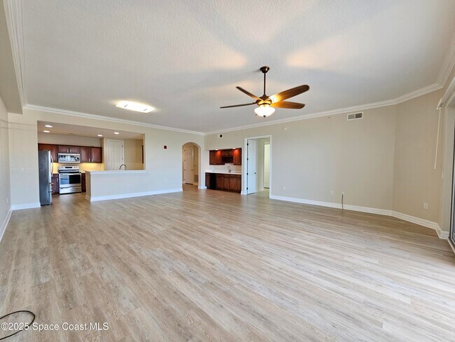 Building Photo - 590 S Banana River Dr